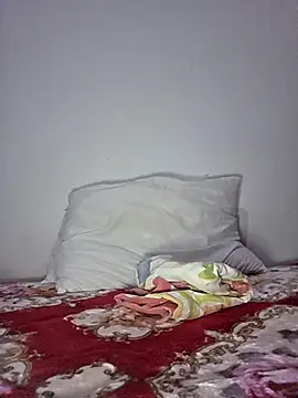 Snapshot of altinya chatting on December 18, 9:32 pm altinya online show from December 18, 9:32 pm