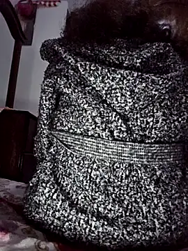 Snapshot of altinya chatting on February 11, 8:47 pm altinya online show from February 11, 8:47 pm