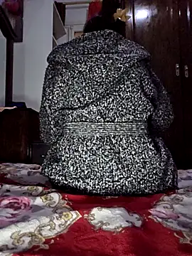 Snapshot of altinya chatting on February 15, 7:32 pm altinya online show from February 15, 7:32 pm