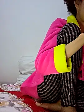 Snapshot of altinya chatting on April 4, 9:34 pm altinya online show from April 4, 9:34 pm