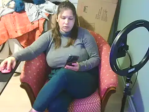 Snapshot of minette-sexy chatting on February 6, 5:40 pm minette-sexy online show from February 6, 5:40 pm