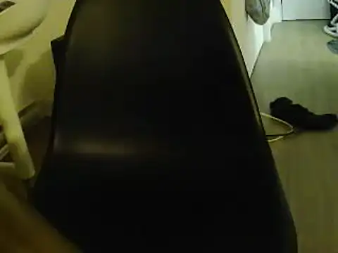 Snapshot of L0cKyseven77 chatting on January 31, 6:02 am L0cKyseven77 online show from January 31, 6:02 am