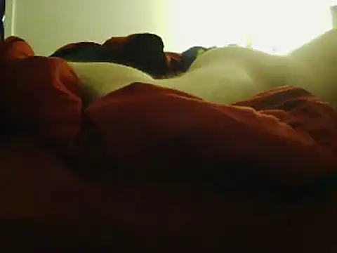 Snapshot of L0cKyseven77 chatting on February 17, 12:27 pm L0cKyseven77 online show from February 17, 12:27 pm