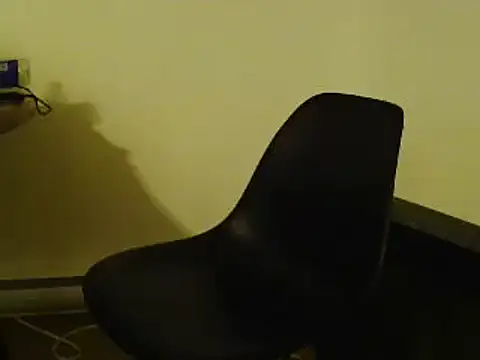 Snapshot of L0cKyseven77 chatting on February 20, 4:39 am L0cKyseven77 online show from February 20, 4:39 am