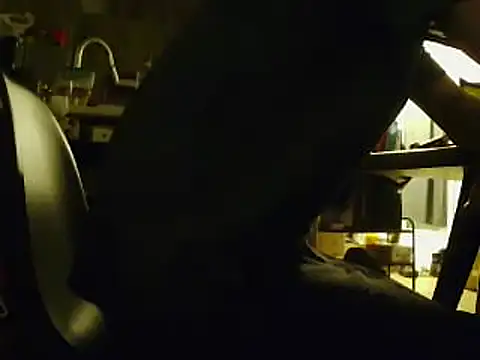 Snapshot of L0cKyseven77 chatting on February 28, 2:20 am L0cKyseven77 online show from February 28, 2:20 am