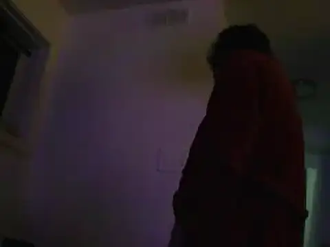 Snapshot of L0cKyseven77 chatting on March 1, 2:15 am L0cKyseven77 online show from March 1, 2:15 am