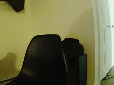 Snapshot of L0cKyseven77 chatting on March 15, 9:52 am L0cKyseven77 online show from March 15, 9:52 am