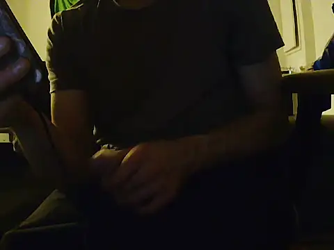 Snapshot of L0cKyseven77 chatting on September 12, 3:39 am L0cKyseven77 online show from September 12, 3:39 am