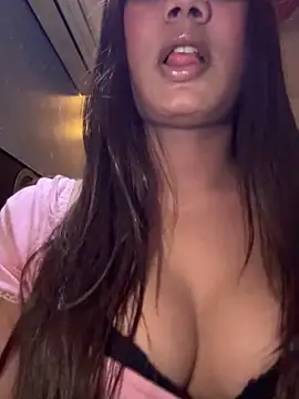 YourAnya online show from November 7, 8:31 pm