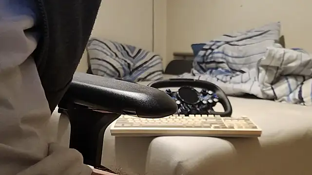 Snapshot of Alphapimmelchen chatting on February 7, 4:16 am Alphapimmelchen online show from February 7, 4:16 am