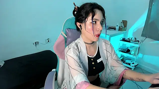 WandaDoll online show from March 18, 2:48 pm