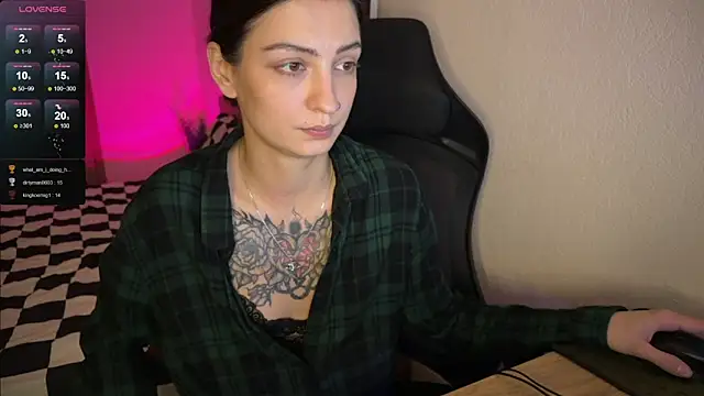 Snapshot of BabeRainbow chatting on January 2, 6:45 pm BabeRainbow online show from January 2, 6:45 pm