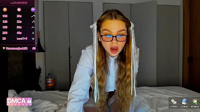 Molly sweetie online show from January 18, 7:34 am