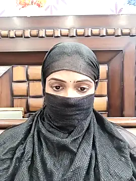 Snapshot of Yours-Bebo chatting on January 7, 3:23 pm Yours-Bebo online show from January 7, 3:23 pm