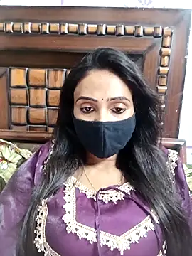 Yours-Bebo online show from April 4, 7:11 pm