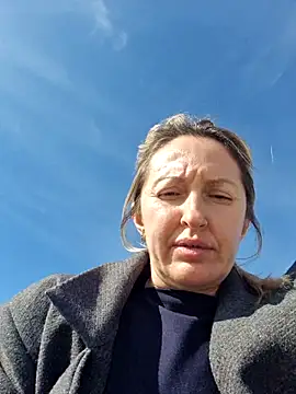 Snapshot of Miss____Mia_ chatting on November 15, 8:55 am Miss Mia online show from November 15, 8:55 am