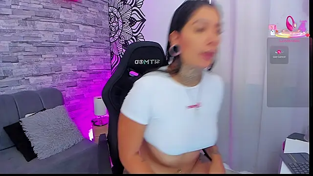 LouaneBourVip online show from October 7, 1:41 pm