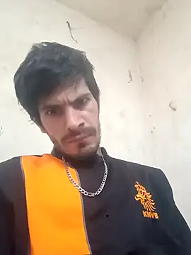 Snapshot of sexlockoxxx chatting on January 28, 12:15 am sexlockoxxx online show from January 28, 12:15 am