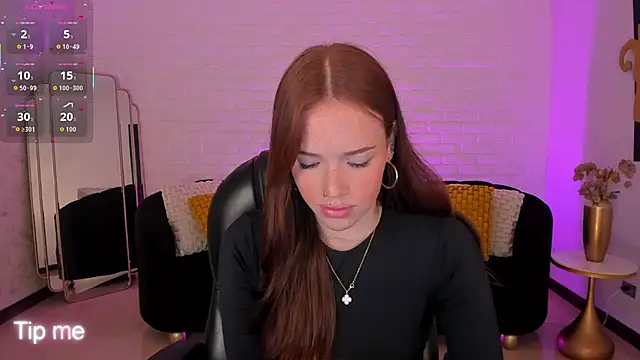 CorinneRusso online show from January 10, 5:53 am