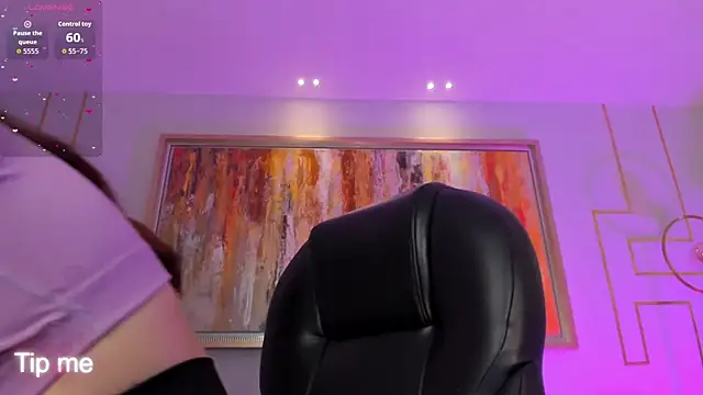 CorinneRusso online show from June 14, 12:51 pm