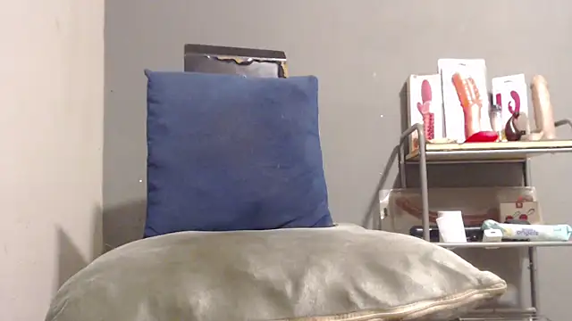 Amazing12inch online show from January 17, 11:04 am