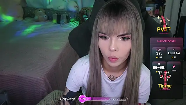 Kerry Kirk online show from February 3, 7:42 pm