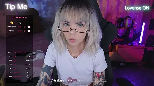 Kerry Kirk online show from October 7, 11:02 pm