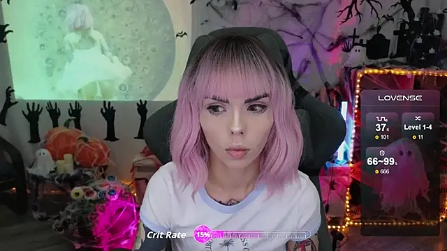 Kerry Kirk online show from November 2, 8:55 pm