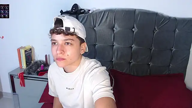 Antonella Cruz02 online show from April 21, 4:19 am