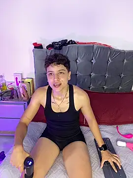 Snapshot of Antonella_Cruz02 chatting on May 21, 3:13 am Antonella Cruz02 online show from May 21, 3:13 am
