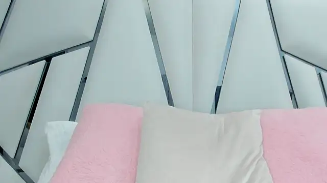  aurora18  online show from January 28, 3:25 am