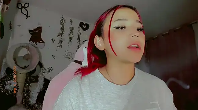 madisonx17 online show from January 5, 1:24 am