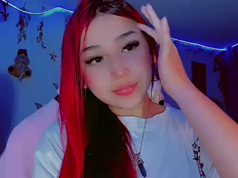 madisonx17 online show from January 22, 1:31 am