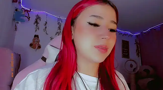 madisonx17 online show from January 26, 4:51 am