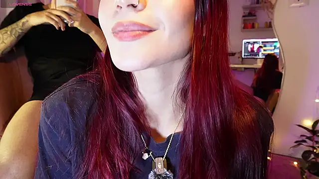 chloebritto online show from February 22, 9:02 pm