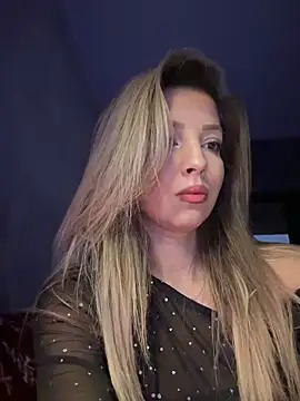 SonyaD  online show from December 9, 6:01 am