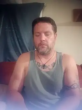 Snapshot of Buddy_Cuck chatting on September 13, 9:14 pm Buddy Cuck online show from September 13, 9:14 pm