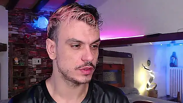 cek 186 online show from March 14, 8:28 pm