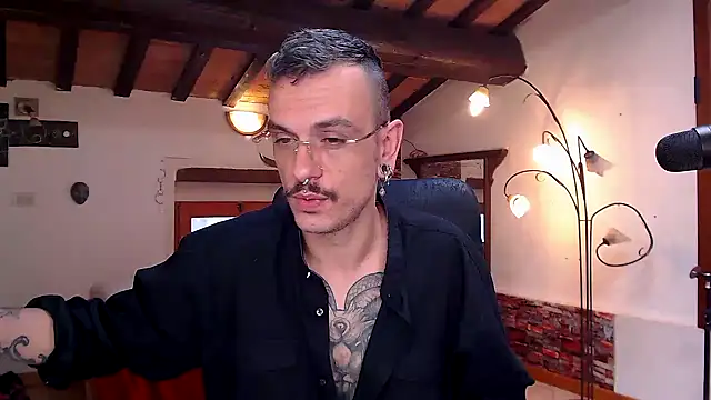 Snapshot of cek_186 chatting on April 29, 7:23 am cek 186 online show from April 29, 7:23 am