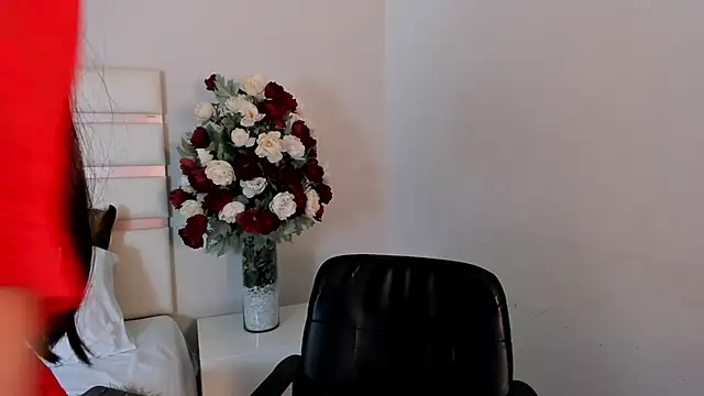 CamilaSofiia online show from February 20, 1:57 am