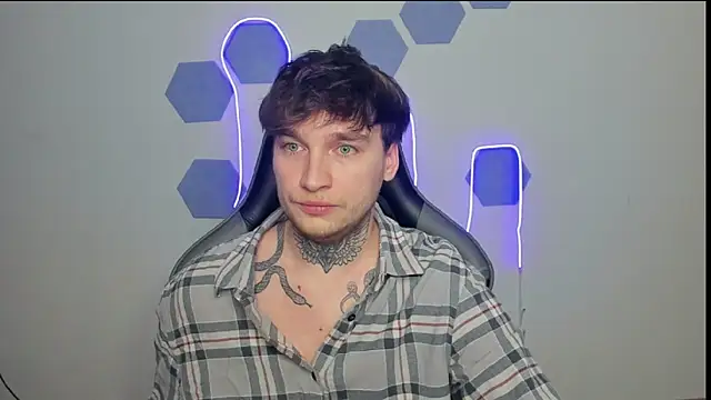 Chris Tyson online show from December 20, 12:41 am