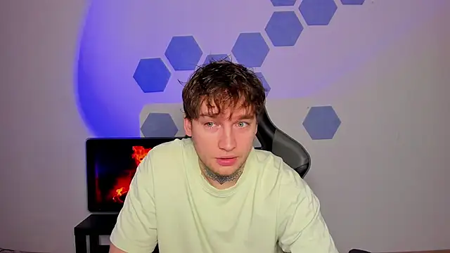 Chris Tyson online show from November 12, 7:31 am