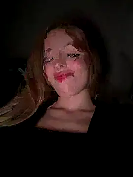 Snapshot of LoraaDoll chatting on October 9, 3:32 pm LoraaDoll online show from October 9, 3:32 pm