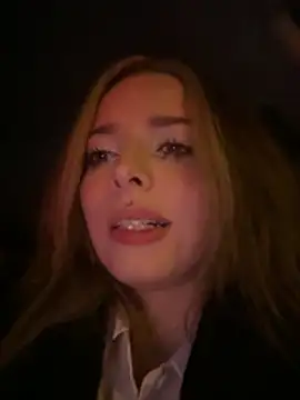 LoraaDoll online show from November 8, 2:50 pm