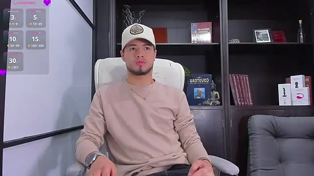 EdwardRoss  online show from February 11, 7:38 pm