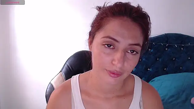 Snapshot of Kate_lorens9 chatting on February 27, 2:54 pm Kate lorens9 online show from February 27, 2:54 pm