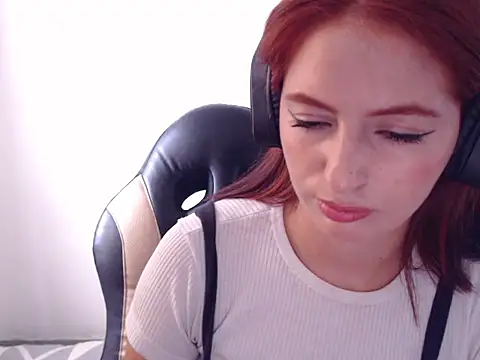 Snapshot of Kate_lorens9 chatting on March 21, 5:56 pm Kate lorens9 online show from March 21, 5:56 pm