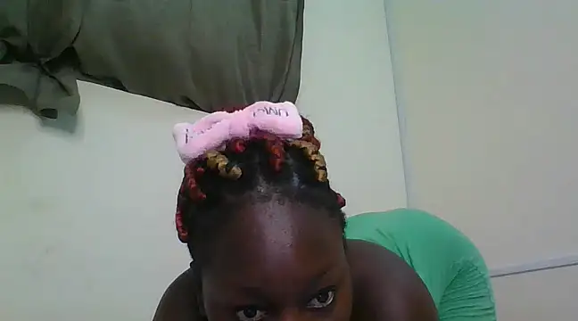 Snapshot of PrettyBabelv chatting on March 22, 7:09 pm PrettyBabelv online show from March 22, 7:09 pm