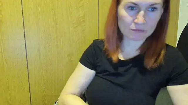 Snapshot of Sheandhim23 chatting on February 14, 5:25 pm Sheandhim23 online show from February 14, 5:25 pm