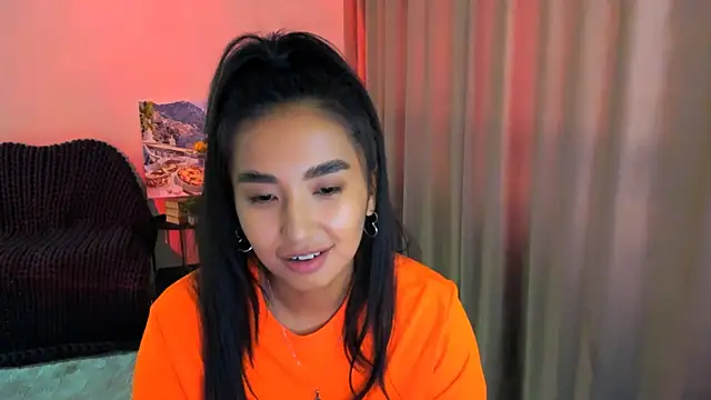 Snapshot of worldofkim chatting on February 23, 12:27 pm worldofkim online show from February 23, 12:27 pm